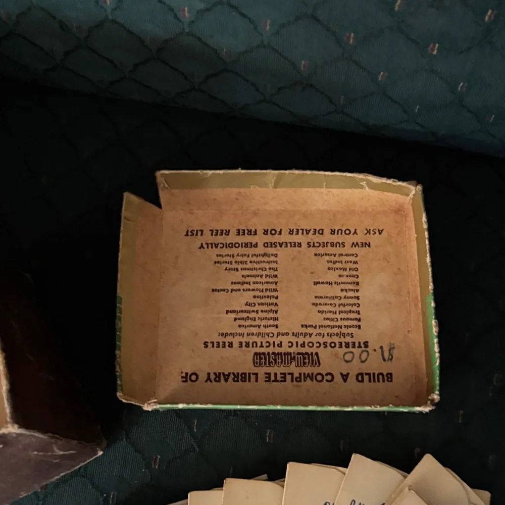 View-Master Stereoscope Box - Picture 4 of 16